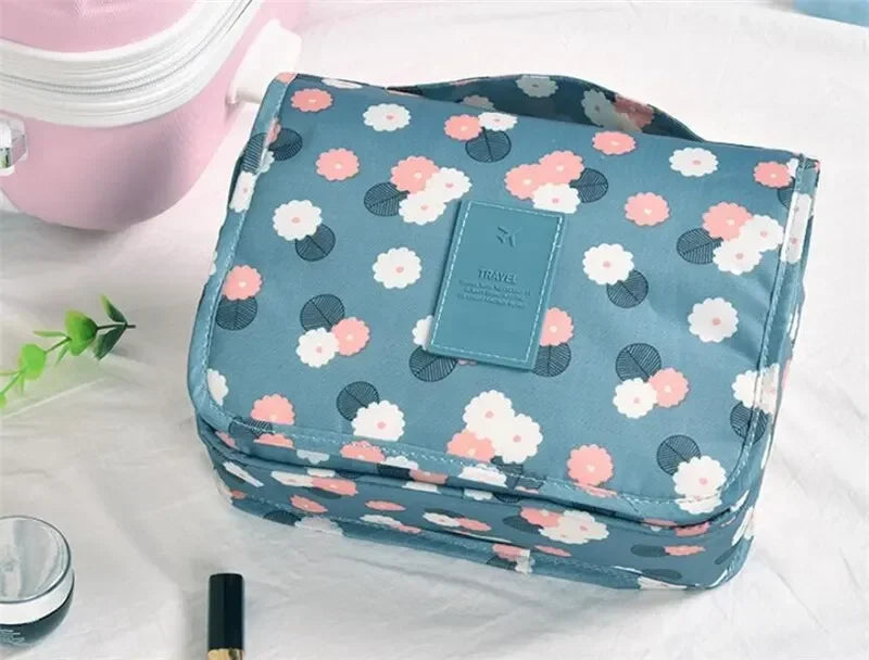 Waterproof Nylon Cosmetic Bag Travel Pouch With Hook