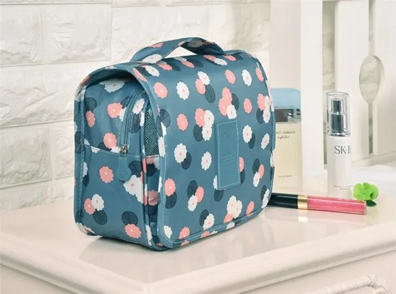 Waterproof Nylon Cosmetic Bag Travel Pouch With Hook